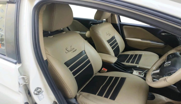 2014 Honda City 1.5L I-DTEC V, Diesel, Manual, 81,287 km, interior