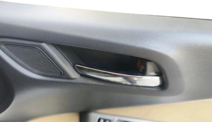 2014 Honda City 1.5L I-DTEC V, Diesel, Manual, 81,287 km, interior