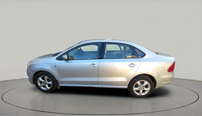 2014 Skoda Rapid ELEGANCE 1.6 TDI CR MT, Diesel, Manual, 1,76,106 km, exterior