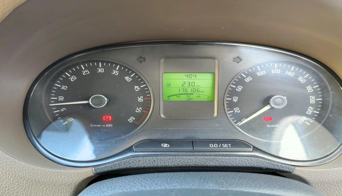 2014 Skoda Rapid ELEGANCE 1.6 TDI CR MT, Diesel, Manual, 1,76,106 km, interior