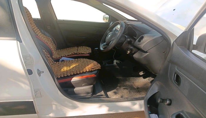 2016 Renault Kwid RXL, Petrol, Manual, 75,031 km, interior