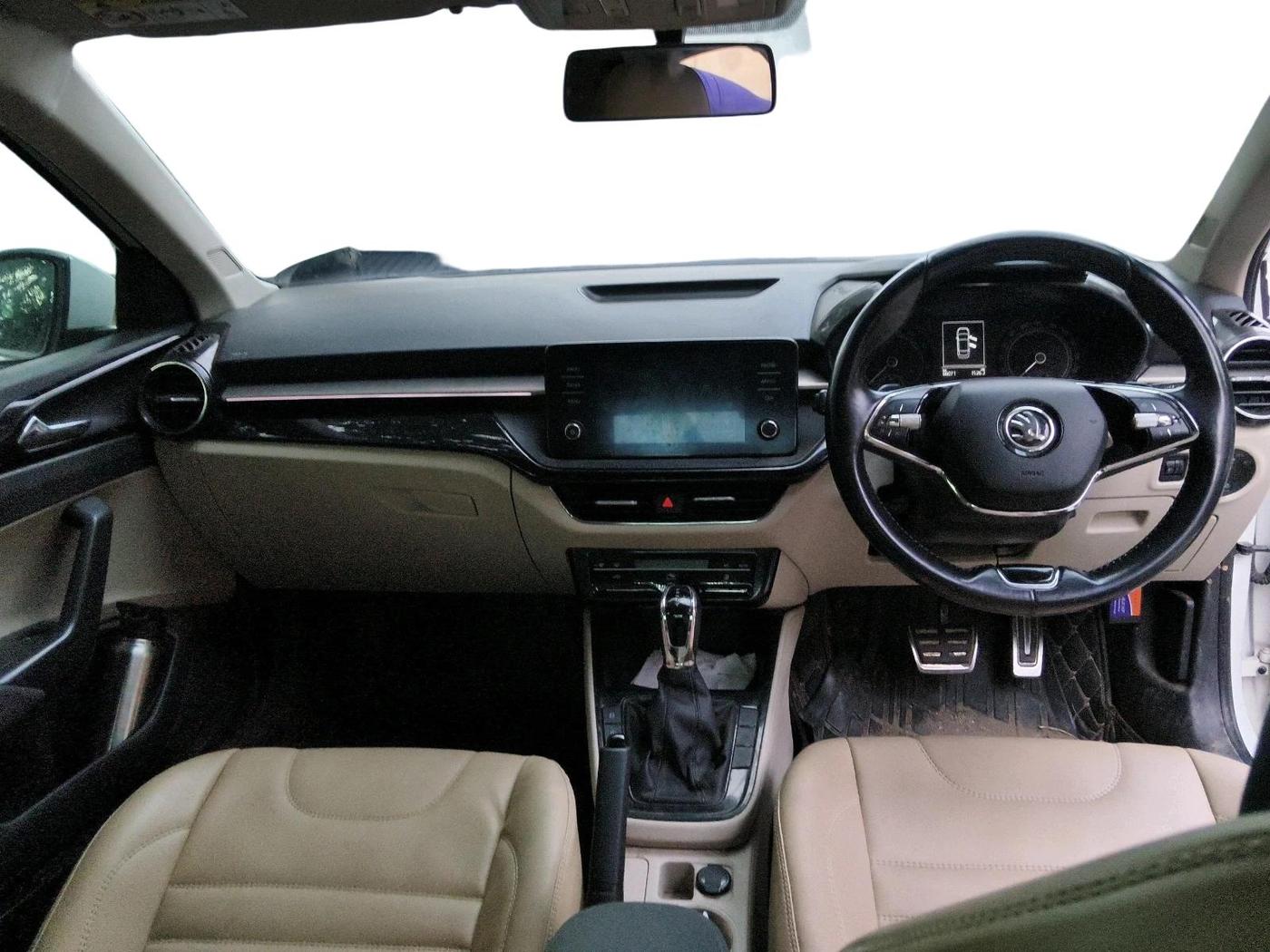 2022 Skoda SLAVIA AMBITION 1.0L TSI AT, Petrol, Automatic, 66,071 km, interior