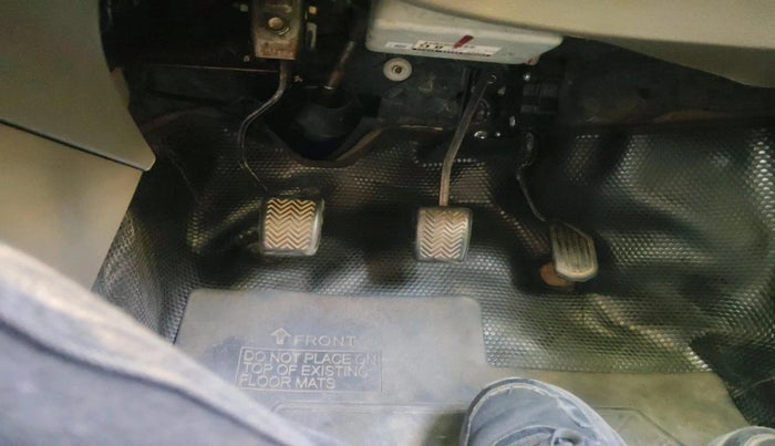 2016 Toyota Etios Liva V, Petrol, Manual, 1,09,104 km, interior