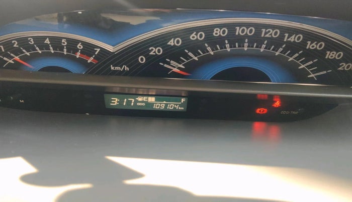 2016 Toyota Etios Liva V, Petrol, Manual, 1,09,104 km, interior