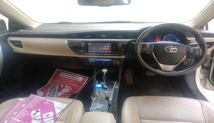 2016 Toyota Corolla Altis VL CVT PETROL, Petrol, Automatic, 94,503 km, interior