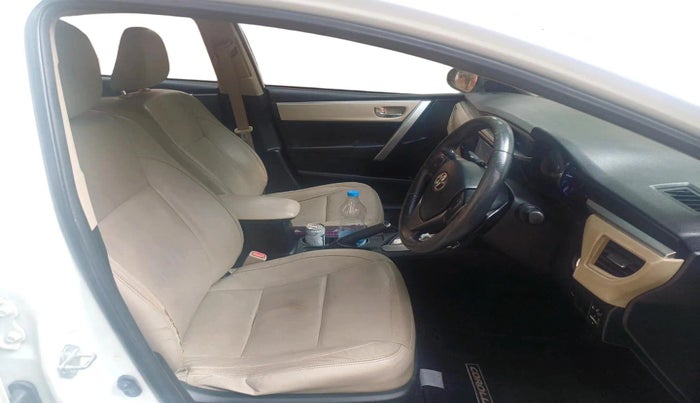 2016 Toyota Corolla Altis VL CVT PETROL, Petrol, Automatic, 94,503 km, interior