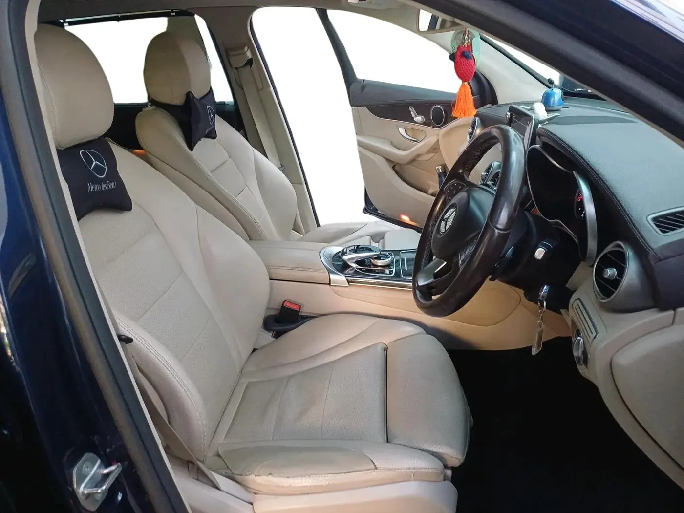2017 Mercedes Benz GLC CLASS 220 D 4 MATIC, Diesel, Automatic, 1,25,859 km, interior