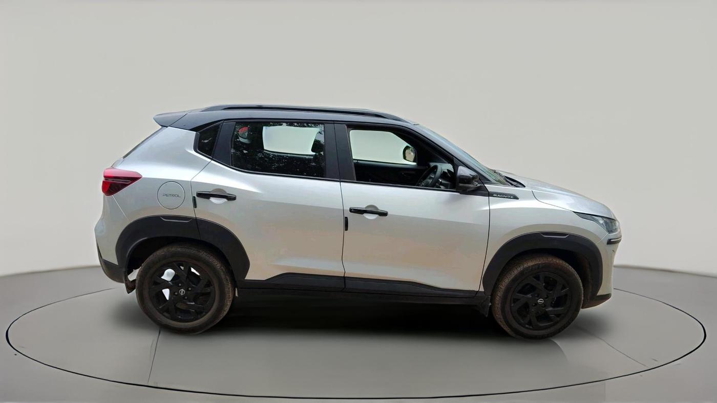 2024 Nissan MAGNITE XV CVT TURBO KURO EDITION , Petrol, Automatic, 17,093 km, exterior