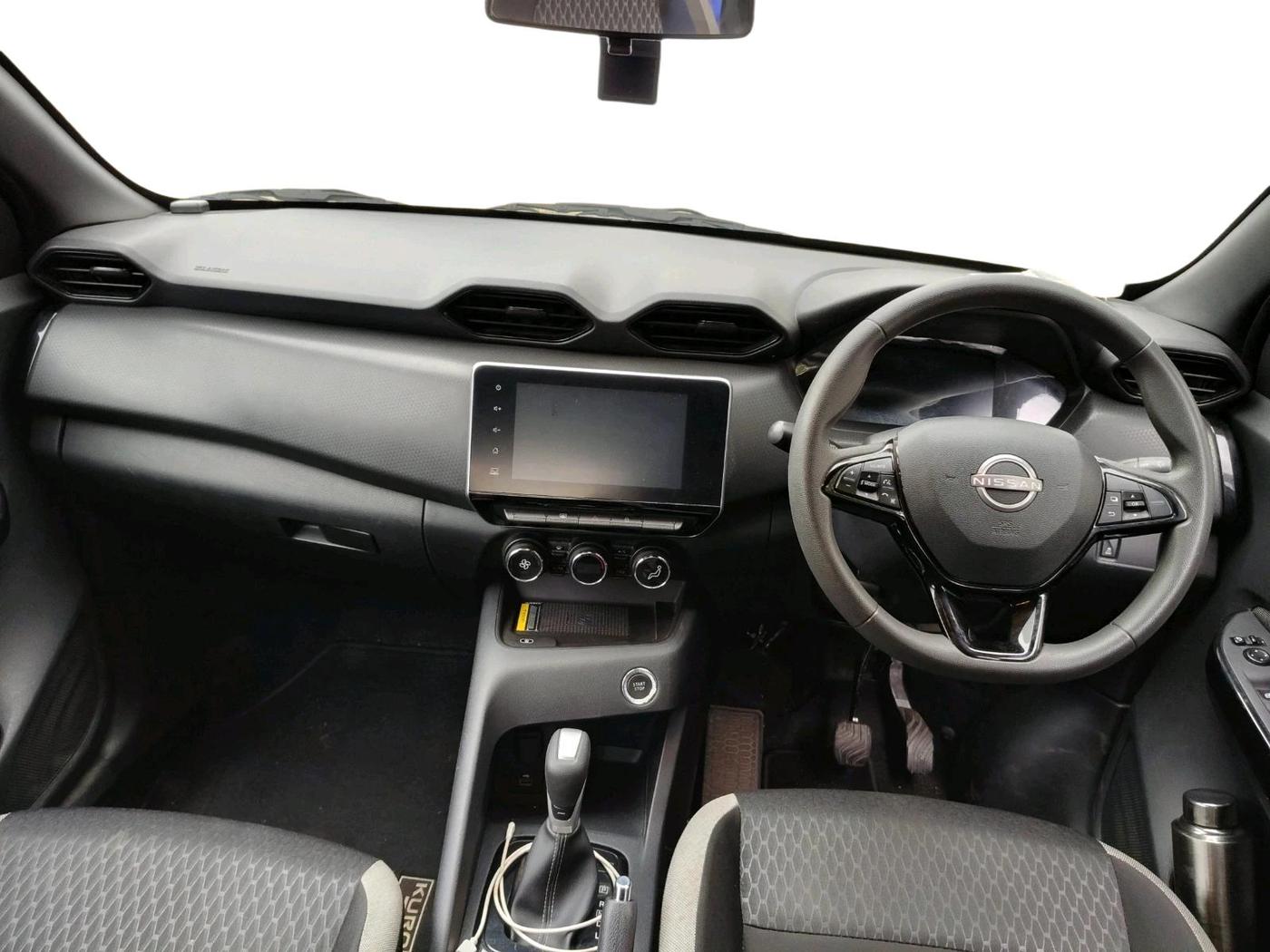 2024 Nissan MAGNITE XV CVT TURBO KURO EDITION , Petrol, Automatic, 17,093 km, interior
