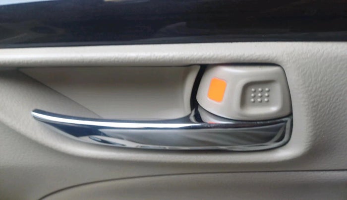 2017 Maruti Ciaz ZETA 1.4  MT PETROL, Petrol, Manual, 29,889 km, interior