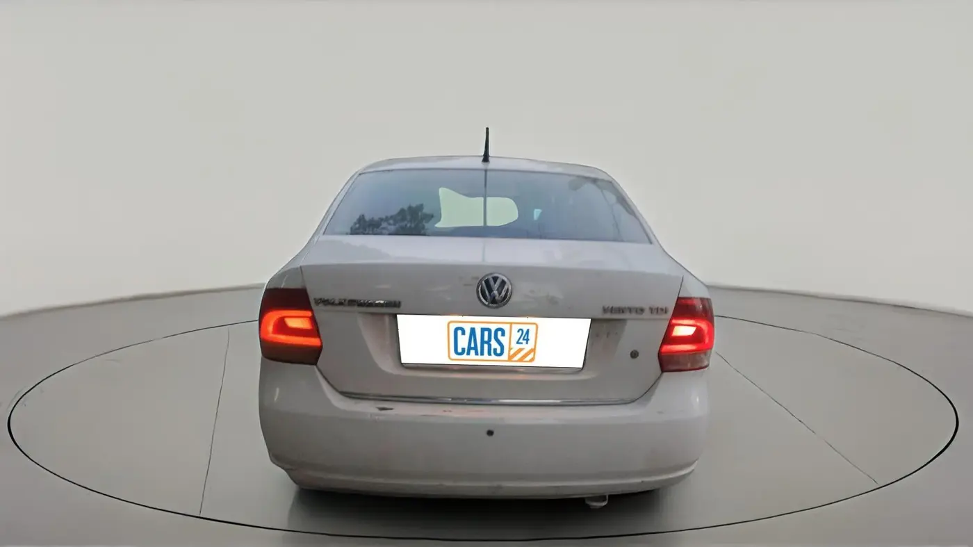 2011 Volkswagen Vento HIGHLINE DIESEL 1.6, Diesel, Manual, 2,34,000 km, exterior