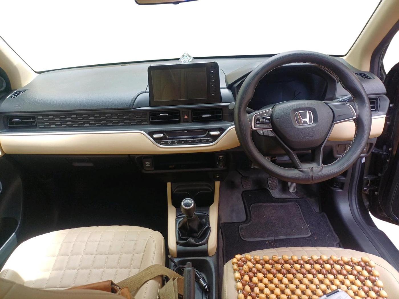 2025 Honda Amaze 1.2L I-VTEC VX, Petrol, Manual, 12,195 km, interior