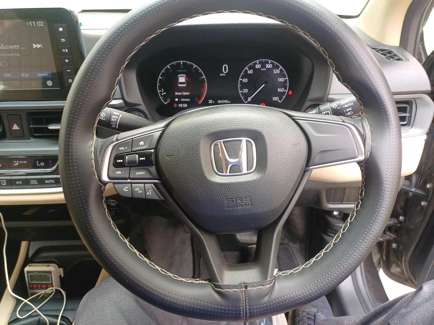 2025 Honda Amaze 1.2L I-VTEC VX, Petrol, Manual, 12,195 km, interior