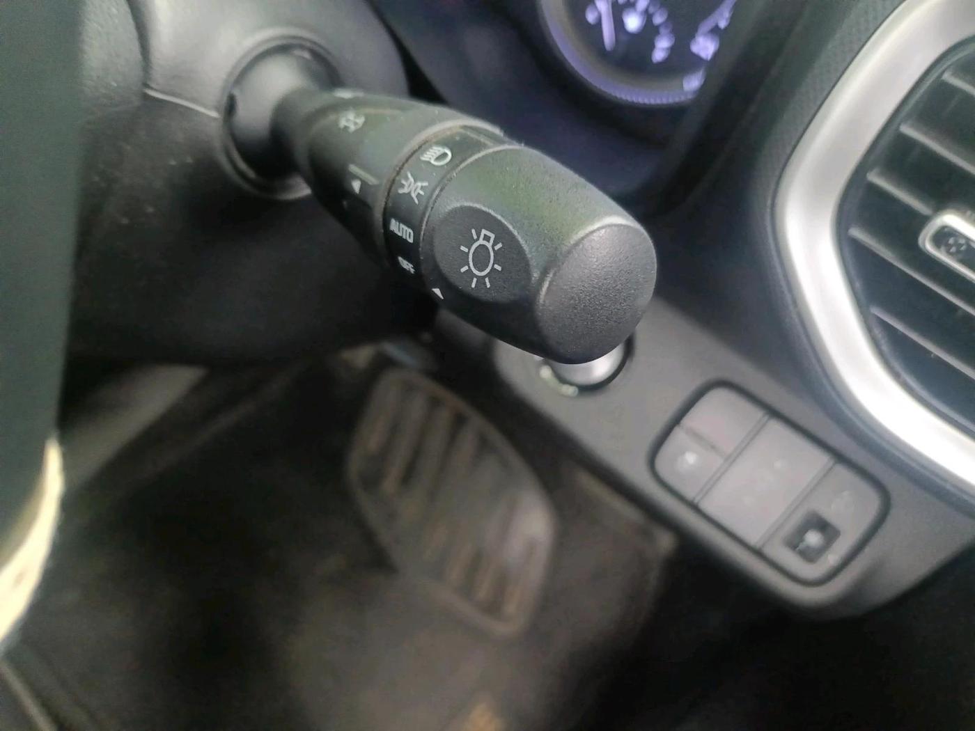 2019 Hyundai VENUE SX PLUS 1.0 TURBO DCT, Petrol, Automatic, 44,190 km, interior