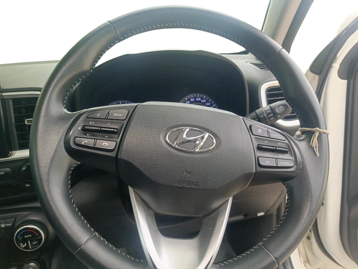 2019 Hyundai VENUE SX PLUS 1.0 TURBO DCT, Petrol, Automatic, 44,190 km, interior