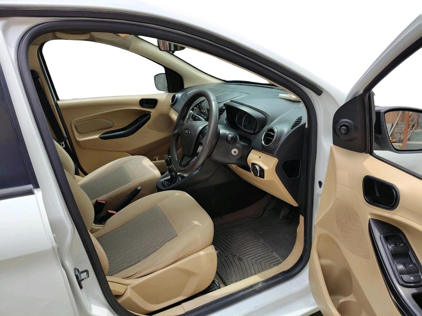 2016 Ford Figo Aspire TREND 1.2 PETROL, Petrol, Manual, 67,784 km, interior