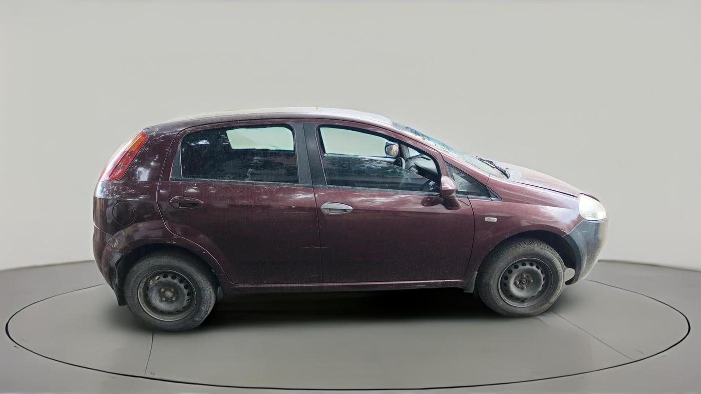 2011 Fiat Grand Punto ACTIVE 1.3, Diesel, Manual, 1,74,283 km, exterior