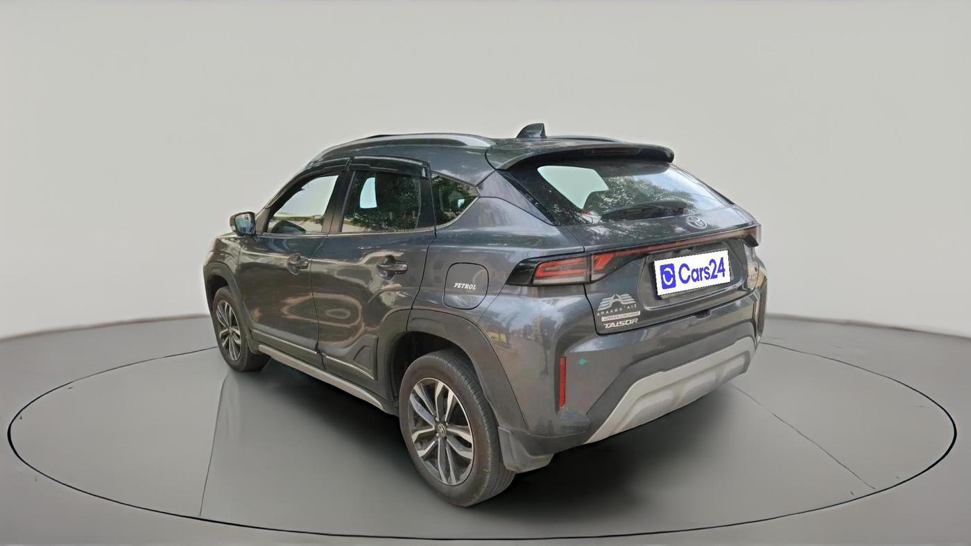2024 Toyota Urban Cruiser Taisor V 1.0 Petrol AT, Petrol, Automatic, 31,353 km, exterior