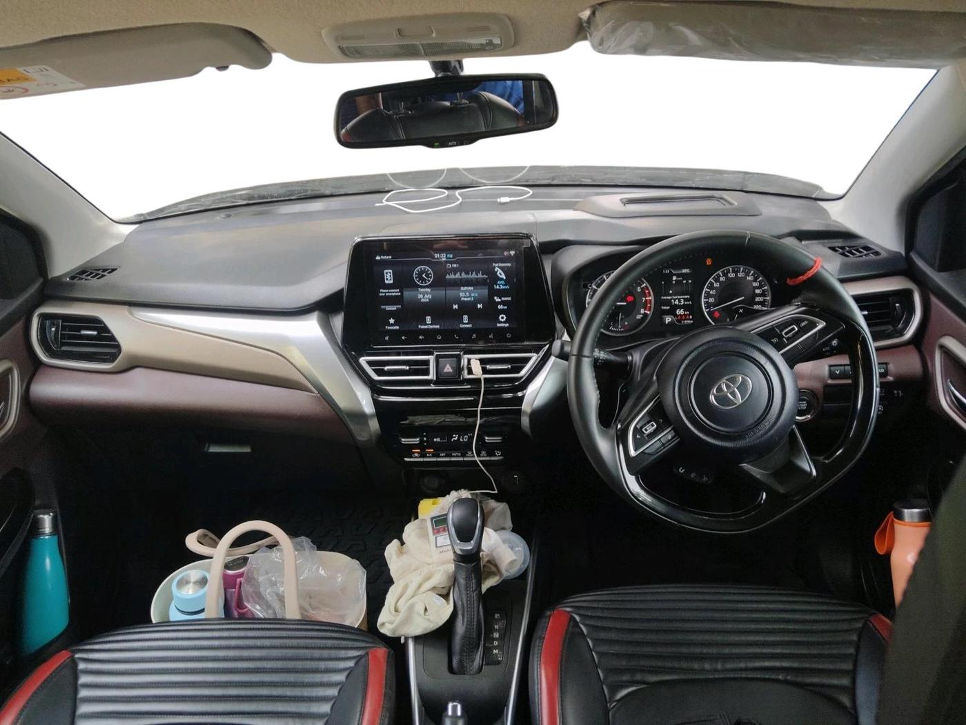 2024 Toyota Urban Cruiser Taisor V 1.0 Petrol AT, Petrol, Automatic, 31,353 km, interior