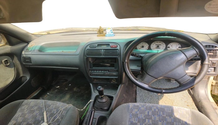 2004 Maruti Baleno LXI, Petrol, Manual, 1,73,691 km, interior
