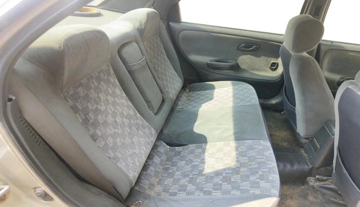 2004 Maruti Baleno LXI, Petrol, Manual, 1,73,691 km, interior