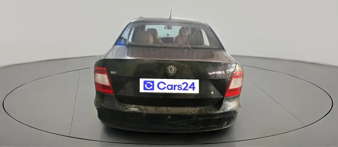 2012 Skoda Rapid ELEGANCE 1.6 MPI MT, Petrol, Manual, 81,068 km, exterior
