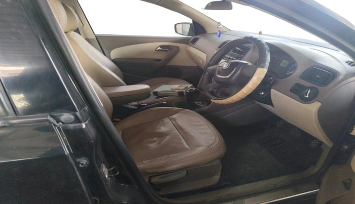 2012 Skoda Rapid ELEGANCE 1.6 MPI MT, Petrol, Manual, 81,068 km, interior