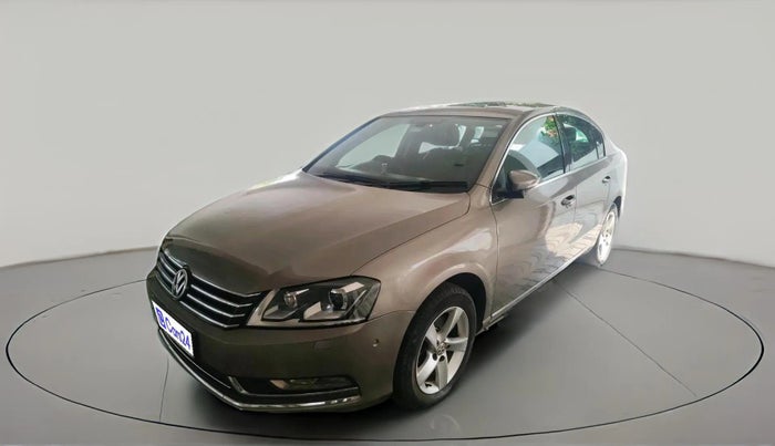 2011 Volkswagen Passat COMFORTLINE DSG, Diesel, Automatic, 1,93,313 km, exterior