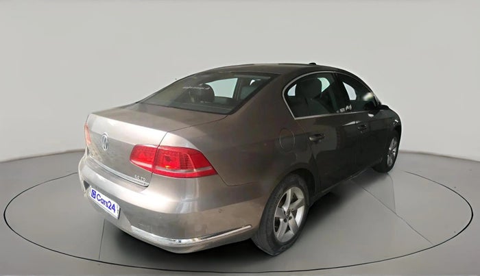 2011 Volkswagen Passat COMFORTLINE DSG, Diesel, Automatic, 1,93,313 km, exterior