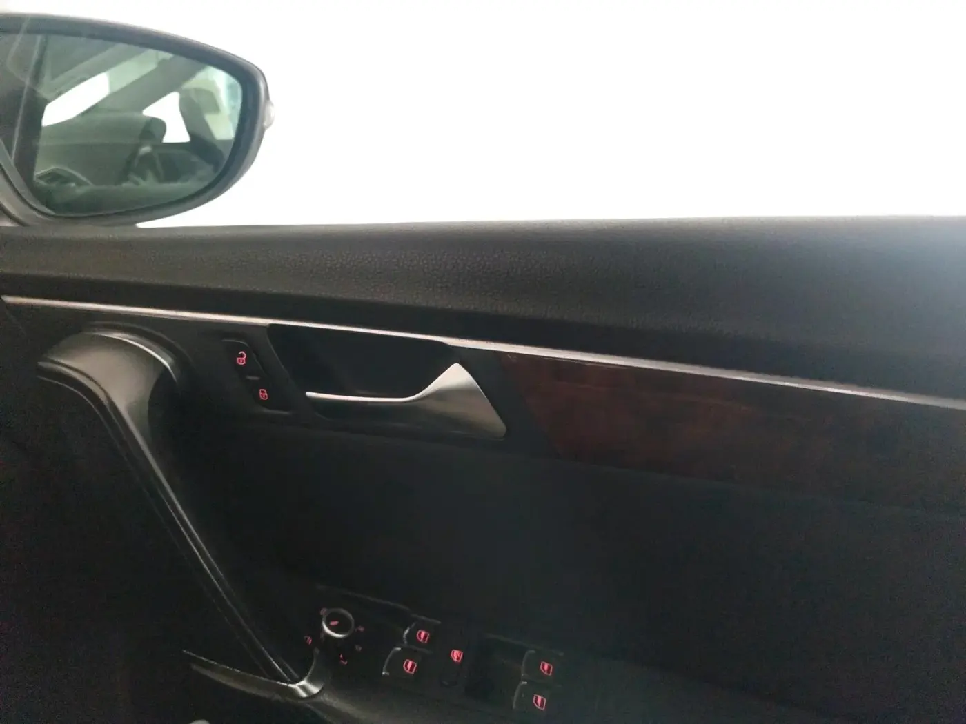 2011 Volkswagen Passat COMFORTLINE DSG, Diesel, Automatic, 1,93,313 km, interior
