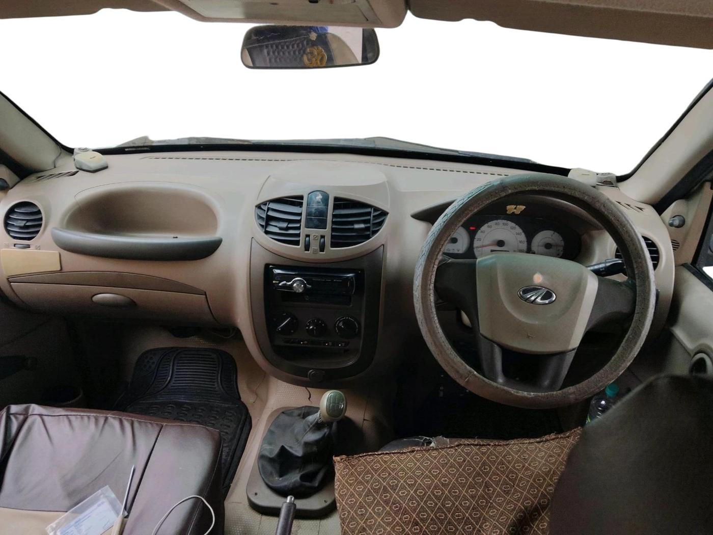 2013 Mahindra Xylo D2, Diesel, Manual, 1,87,563 km, interior