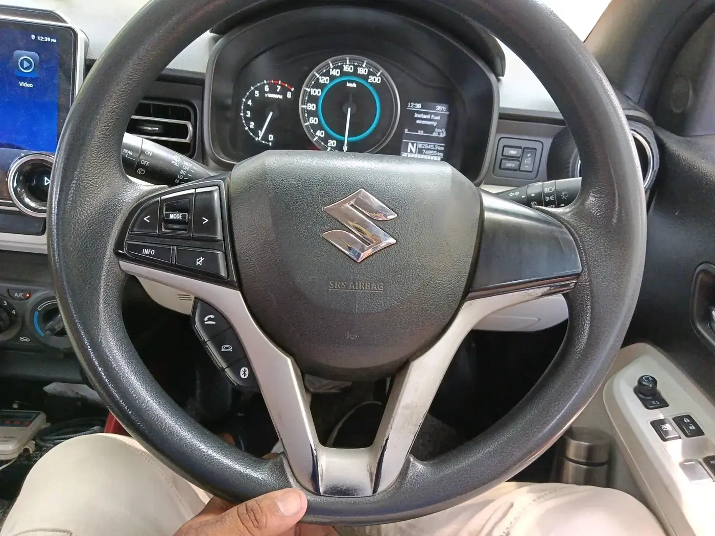 2018 Maruti IGNIS ZETA 1.2 AMT, CNG, Automatic, 74,855 km, interior