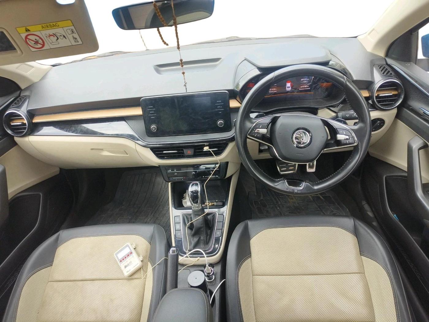 2022 Skoda SLAVIA STYLE 1.5L TSI DSG, Petrol, Automatic, 69,121 km, interior