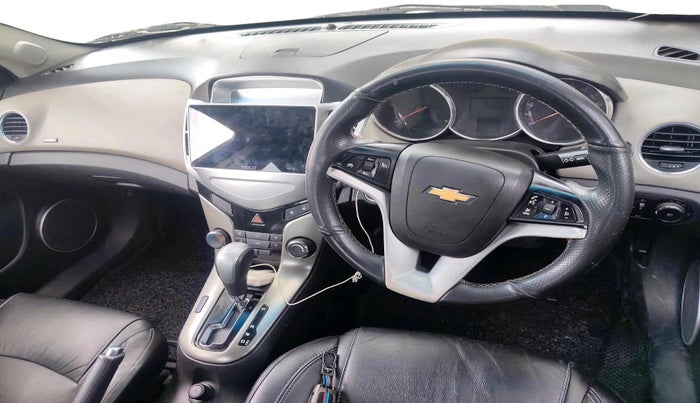 2016 Chevrolet Cruze LTZ AT, Diesel, Automatic, 1,09,304 km, interior