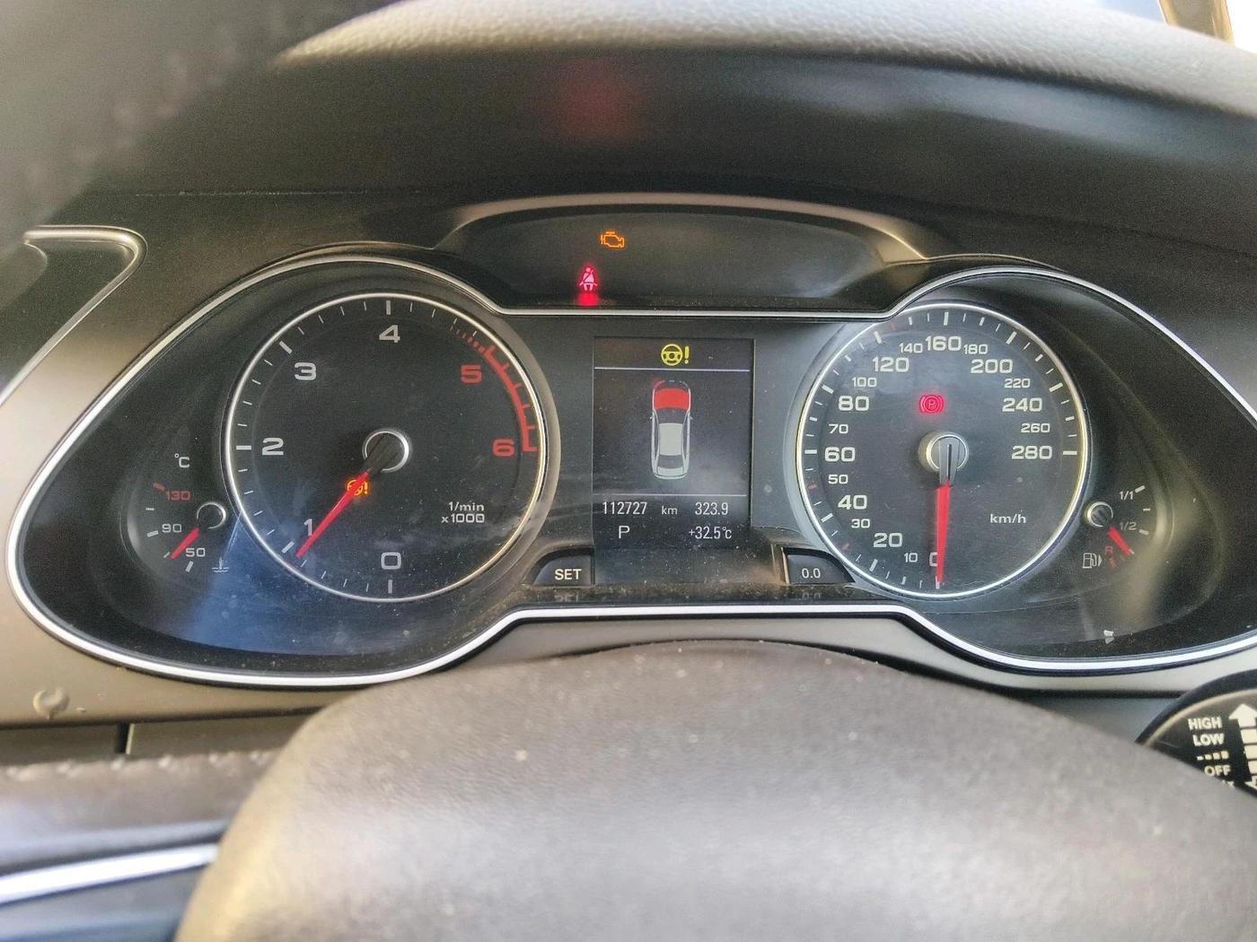 2014 Audi A4 2.0 TDI 140BHP STANDARD, Diesel, Automatic, 1,12,727 km, interior