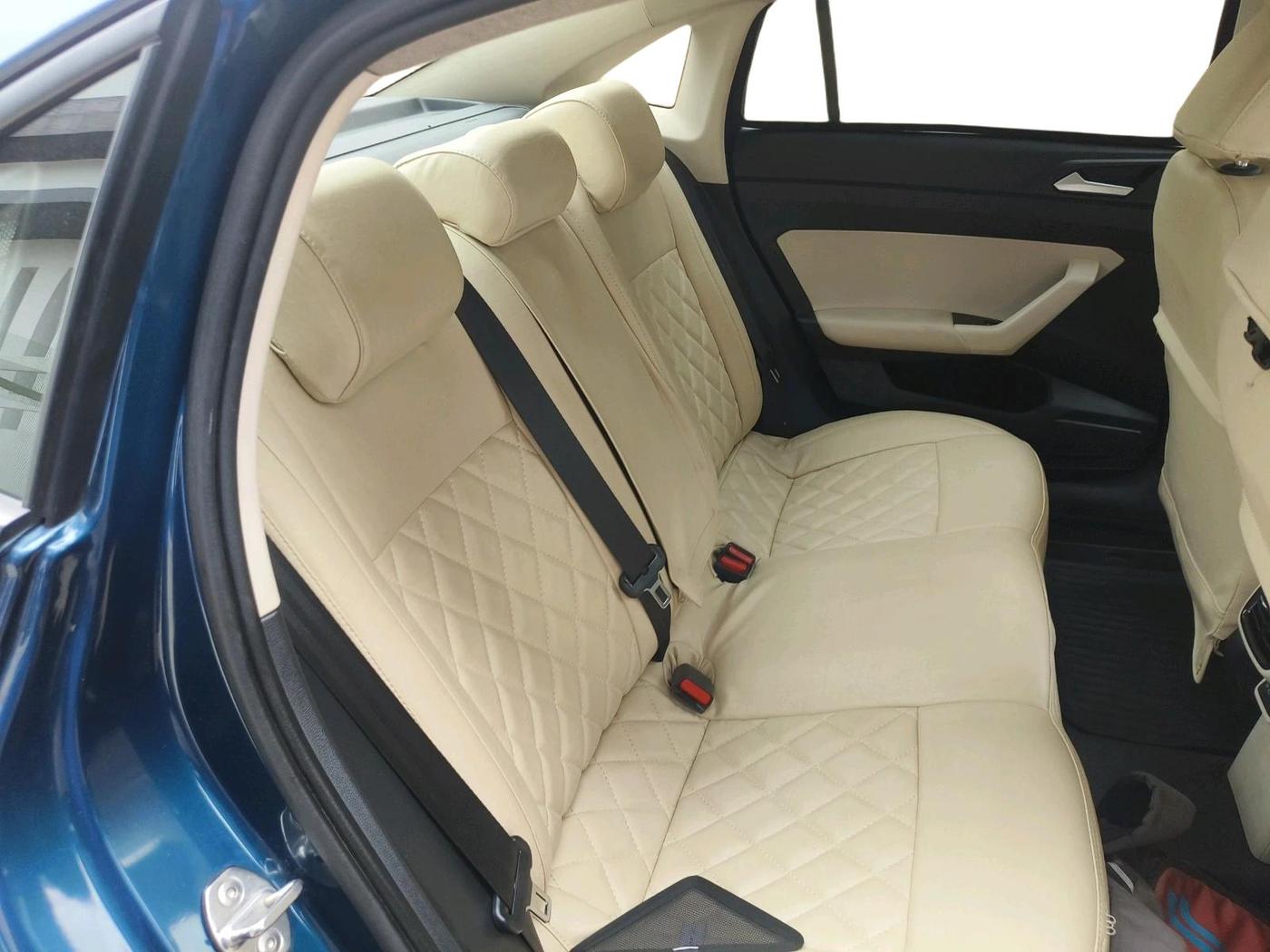 2023 Volkswagen VIRTUS HIGHLINE TSI 1.0 MT, Petrol, Manual, 42,791 km, interior