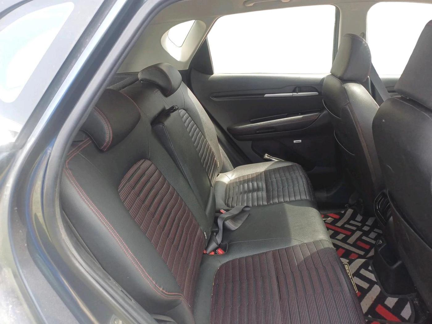 2020 KIA SONET GTX PLUS 1.0 IMT, Petrol, Manual, 83,789 km, interior