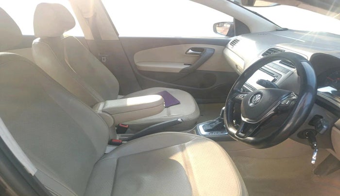2016 Volkswagen Vento HIGHLINE 1.5 AT, Diesel, Automatic, 1,39,414 km, interior