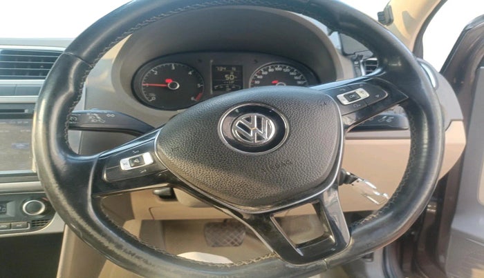 2016 Volkswagen Vento HIGHLINE 1.5 AT, Diesel, Automatic, 1,39,414 km, interior