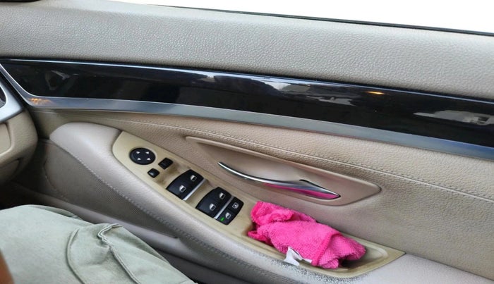 2013 BMW 5 Series 520D 2.0, Diesel, Automatic, 54,378 km, interior