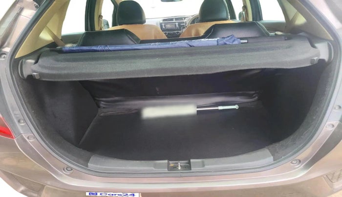 2016 Honda Jazz 1.2L I-VTEC SV, Petrol, Manual, 86,413 km, exterior