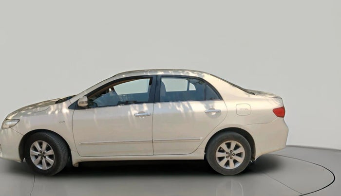 2010 Toyota Corolla Altis G PETROL, Petrol, Manual, 1,28,017 km, exterior