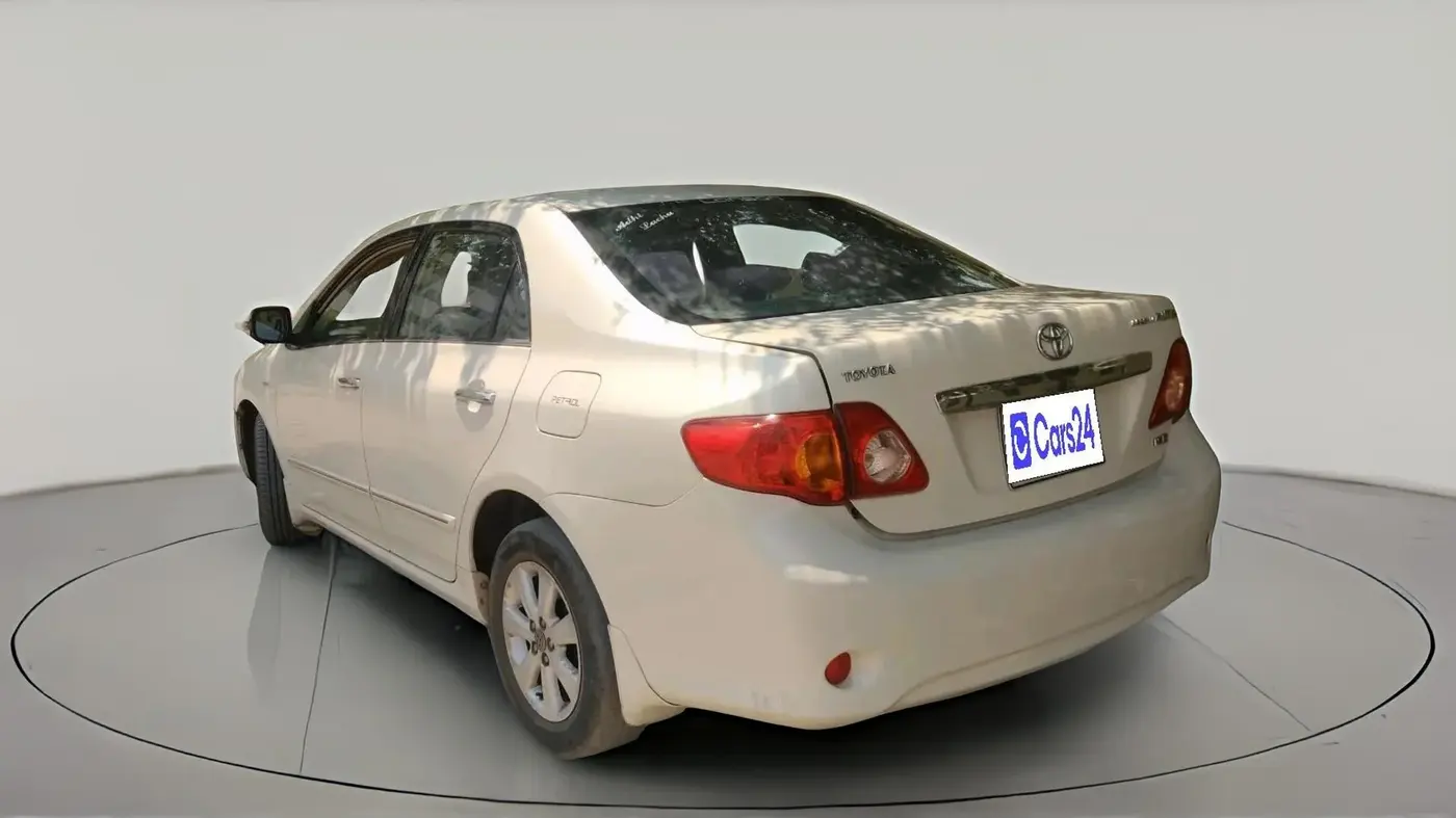 2010 Toyota Corolla Altis G PETROL, Petrol, Manual, 1,28,017 km, exterior