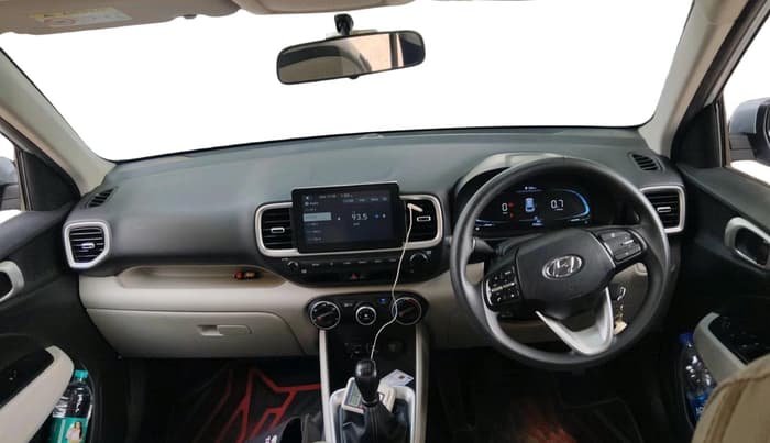 2023 Hyundai VENUE S(O) 1.2, Petrol, Manual, 47,560 km, interior
