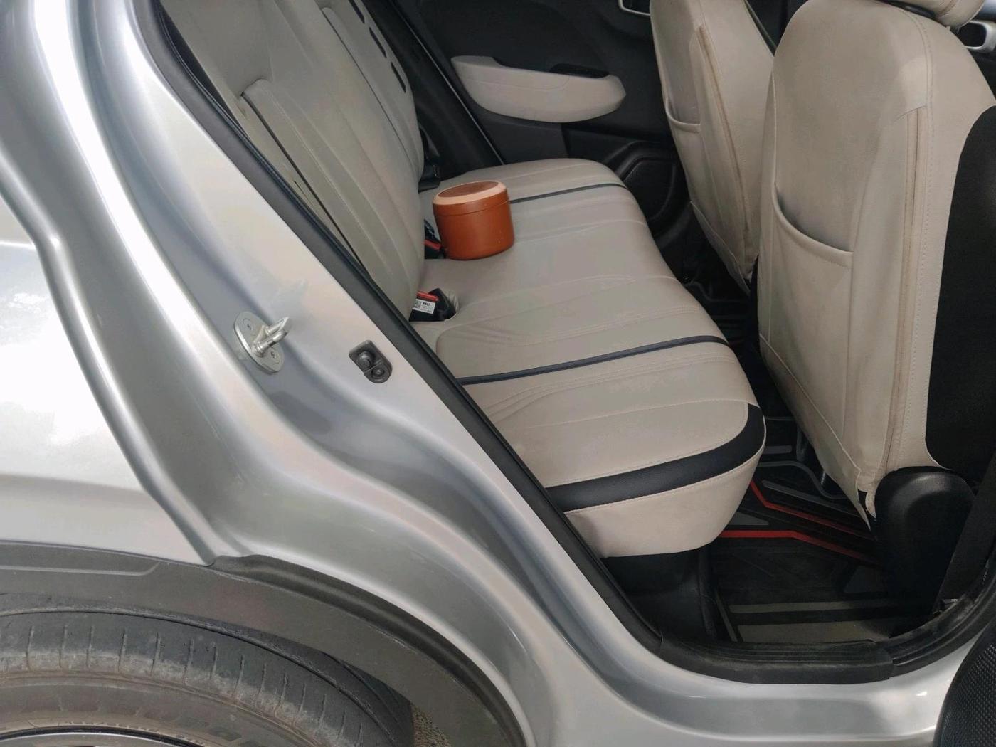 2023 Hyundai VENUE S(O) 1.2, Petrol, Manual, 47,560 km, interior