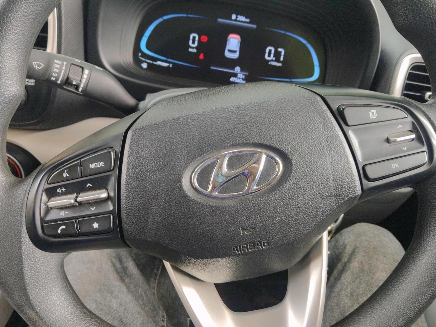 2023 Hyundai VENUE S(O) 1.2, Petrol, Manual, 47,560 km, interior