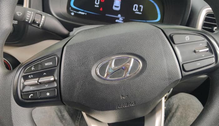 2023 Hyundai VENUE S(O) 1.2, Petrol, Manual, 47,560 km, interior
