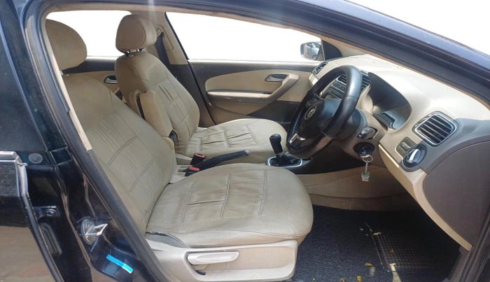 2011 Volkswagen Vento HIGHLINE DIESEL 1.6, Diesel, Manual, 1,32,835 km, interior