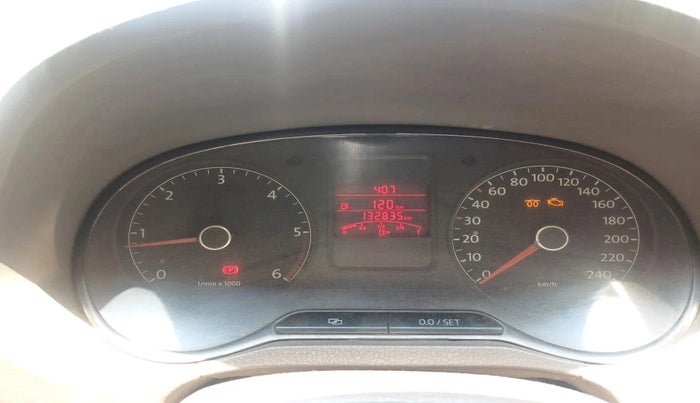 2011 Volkswagen Vento HIGHLINE DIESEL 1.6, Diesel, Manual, 1,32,835 km, interior