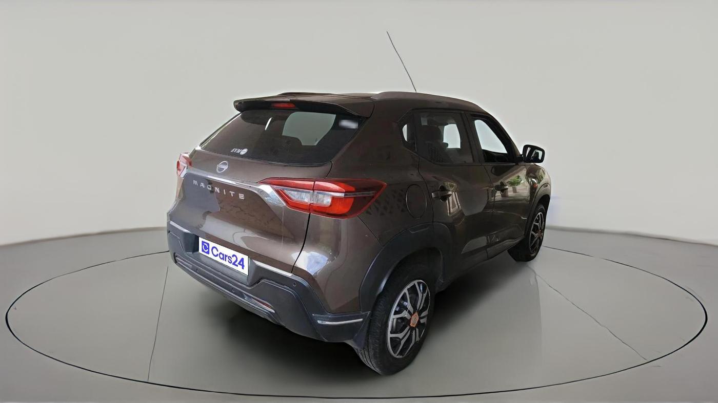 2024 Nissan MAGNITE XE, Petrol, Manual, 7,260 km, exterior
